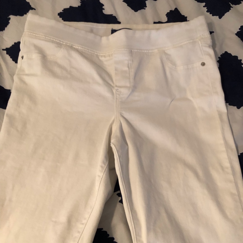 Old Navy Rock Star Ankle Jean. Size 12.